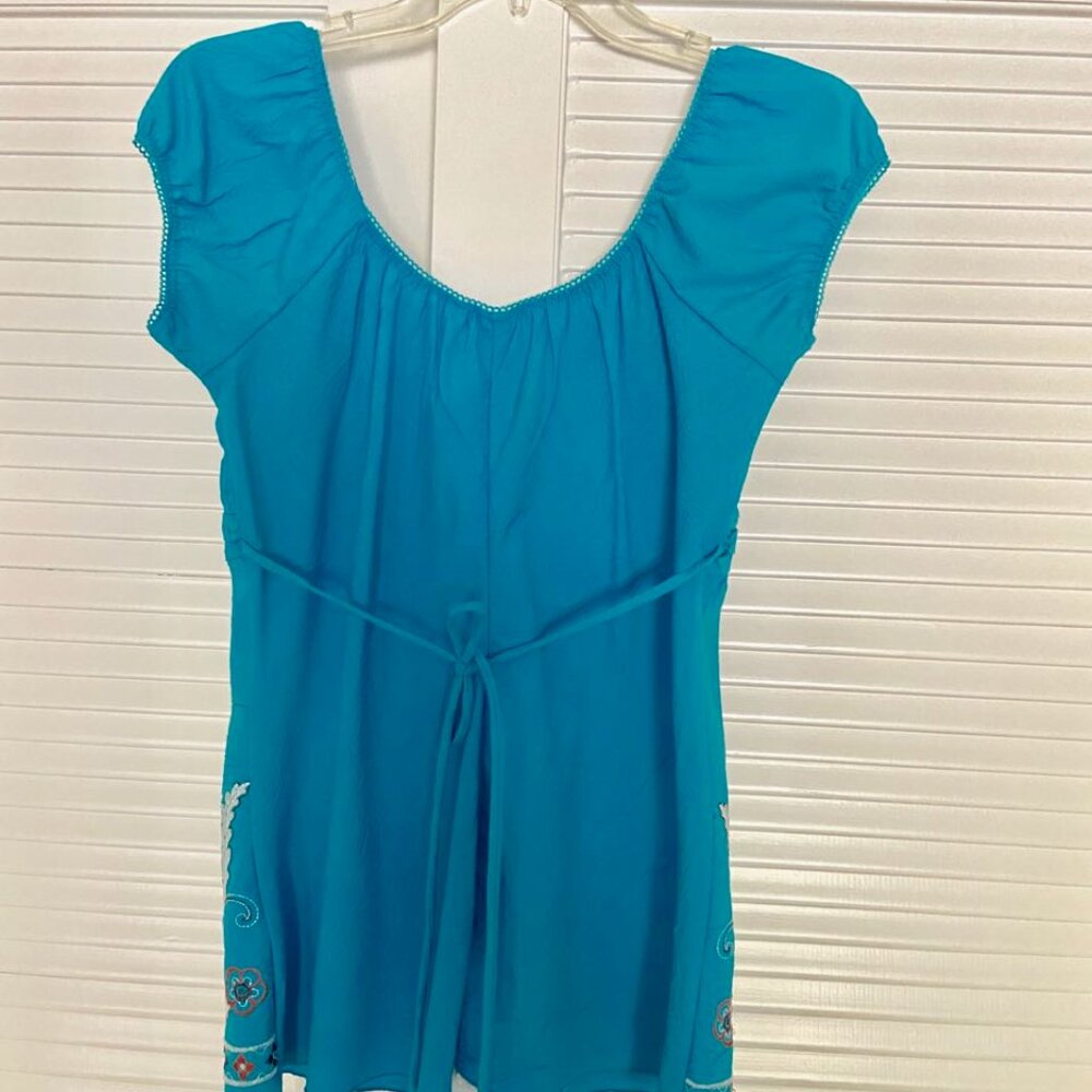 Embroidered Capped Sleeve Baby Doll Top - S - Picture 7 of 7
